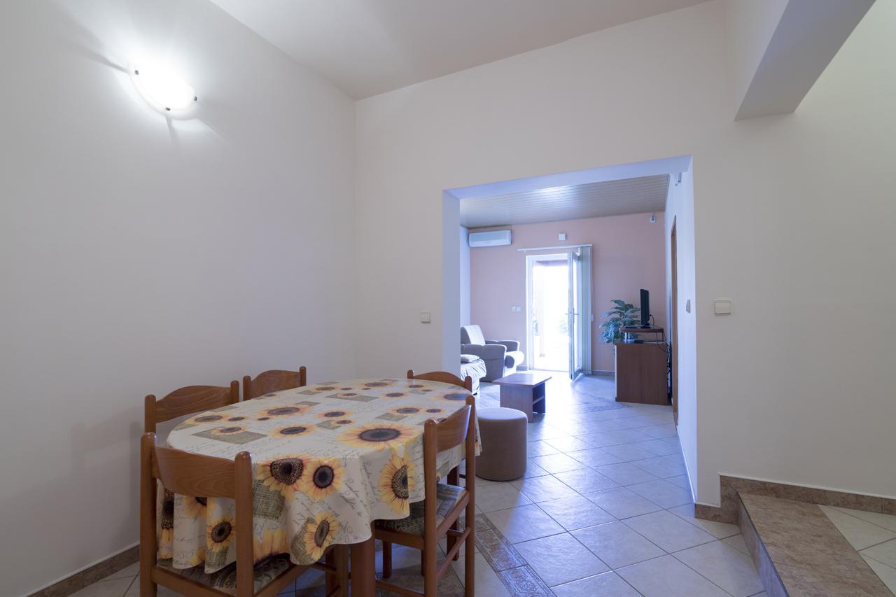 Apartments Kori فونتانا المظهر الخارجي الصورة